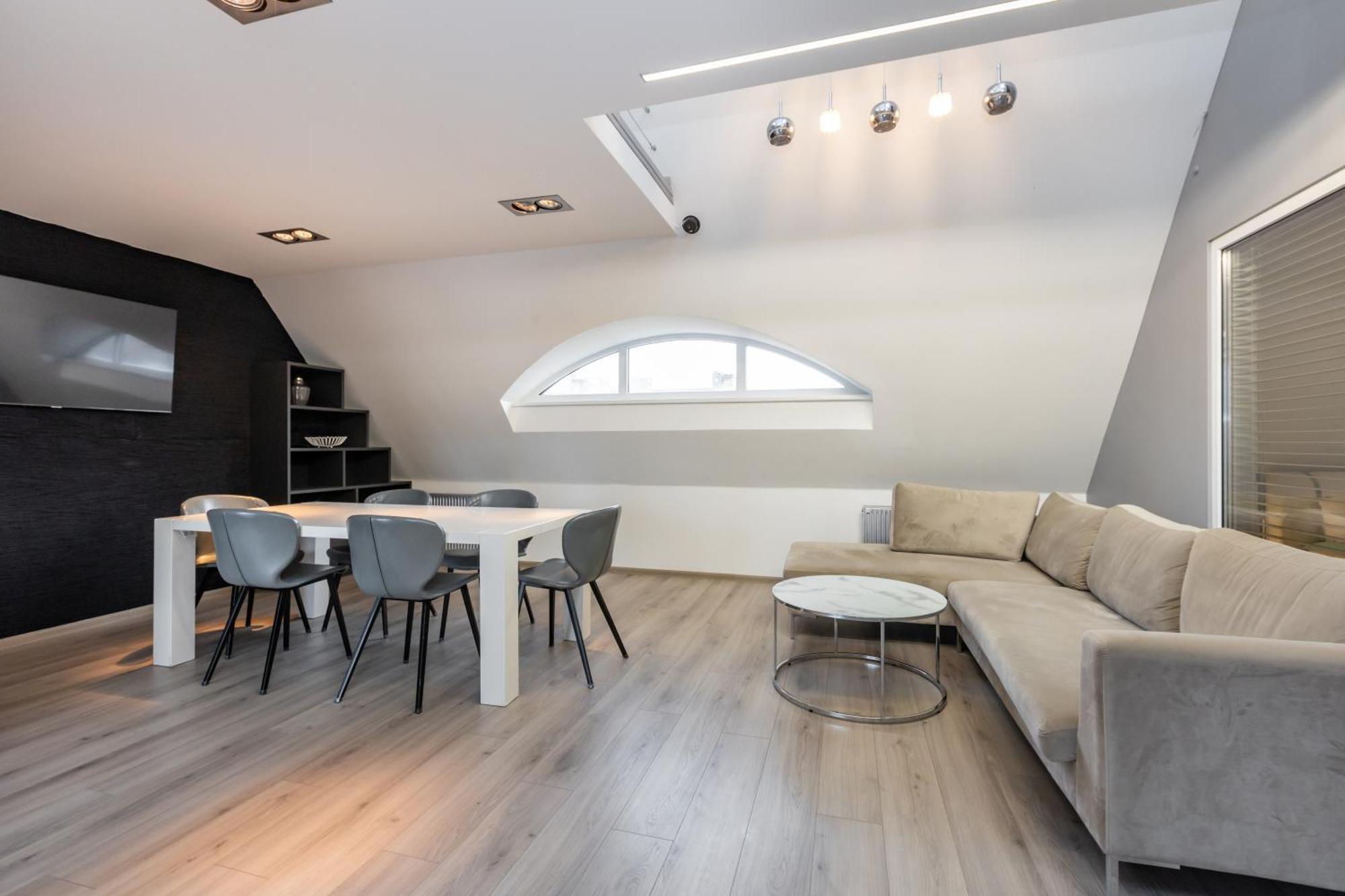 Appartamento Penthouse With Terrace Riga