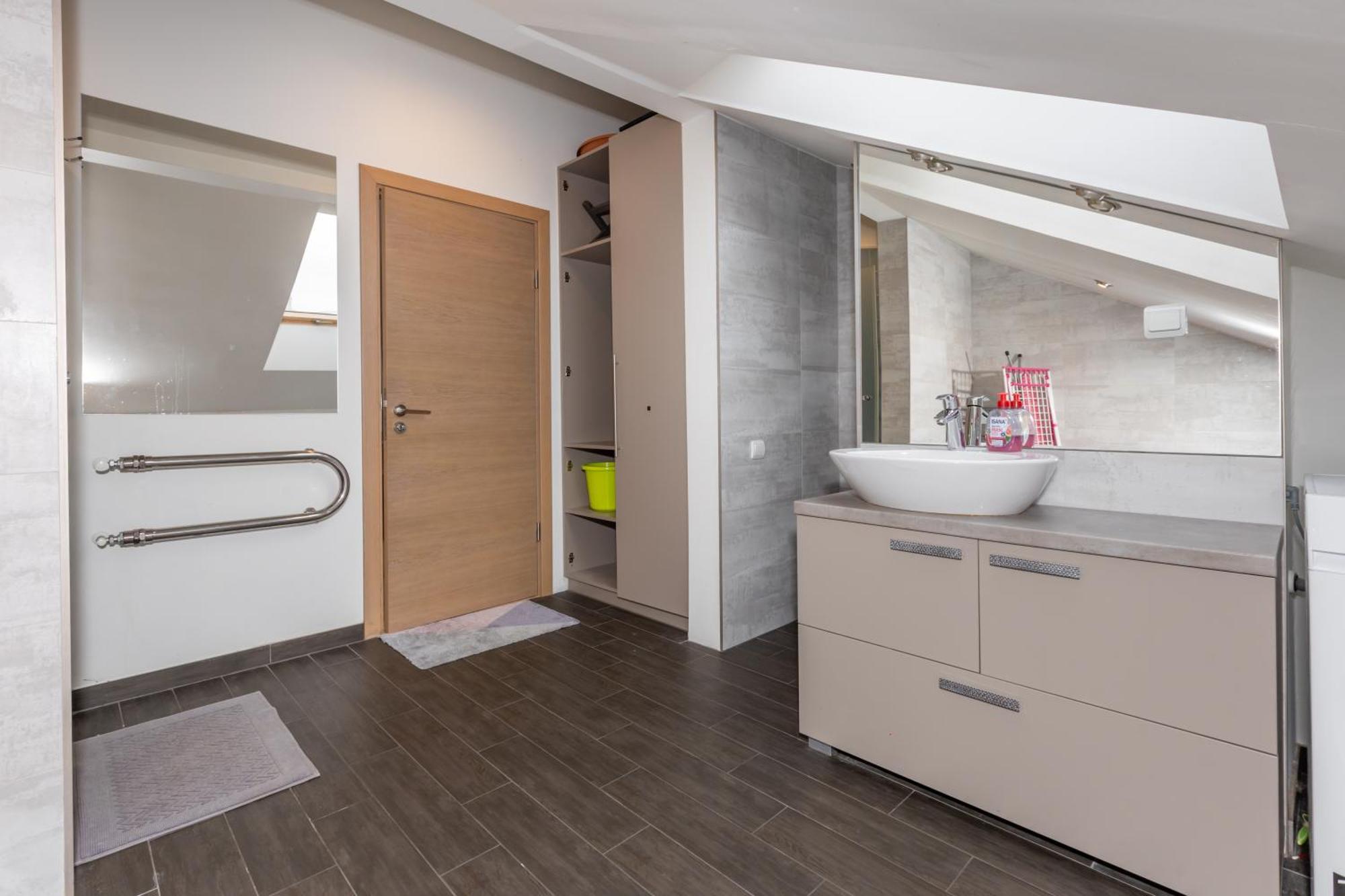 Penthouse With Terrace Appartamento Riga