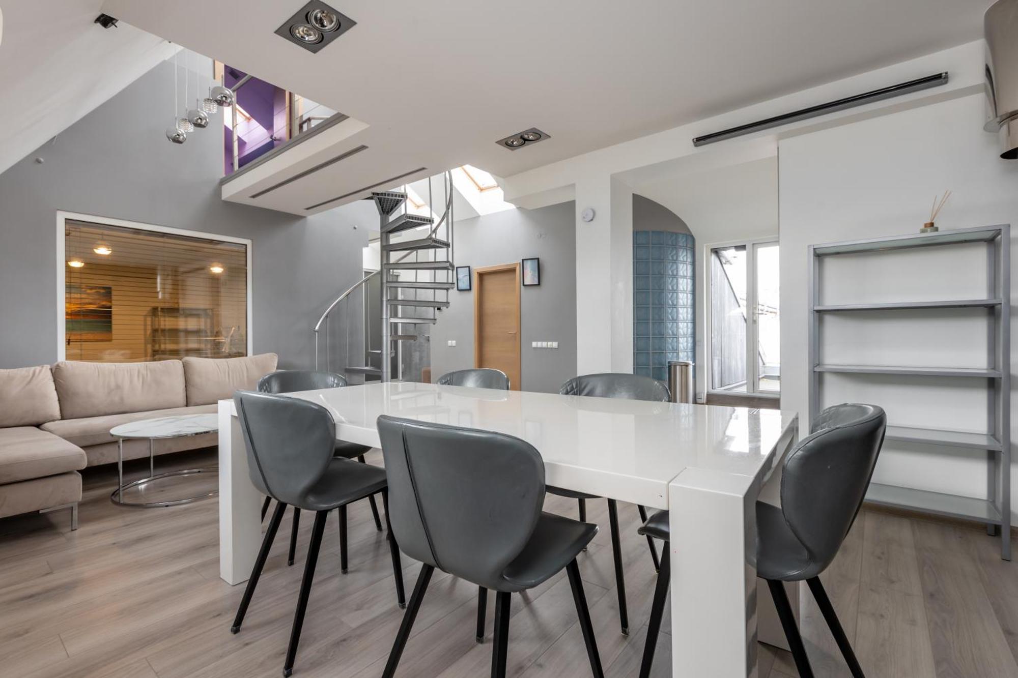Appartamento Penthouse With Terrace Riga